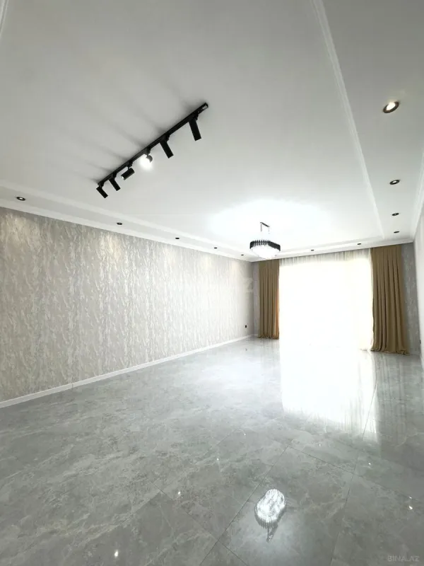 Satılır 4 otaqlı həyət evi 200 m²