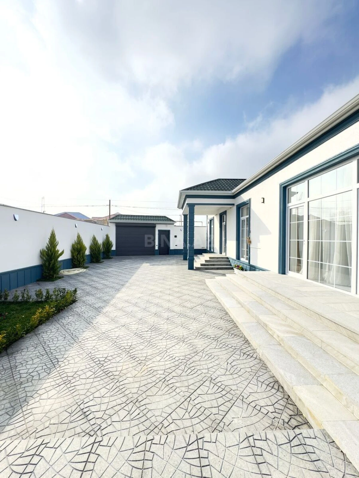 Satılır 4 otaqlı həyət evi 200 m²