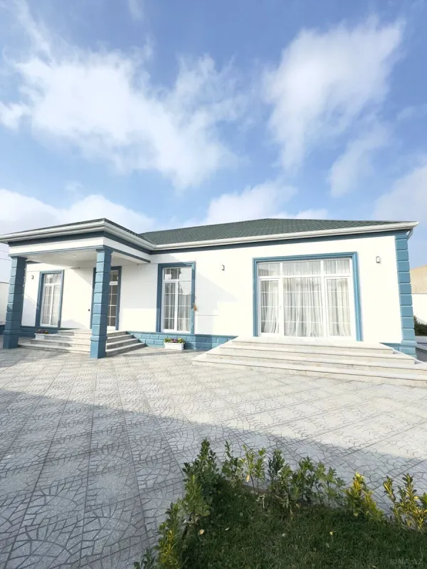 Satılır 4 otaqlı həyət evi 200 m²