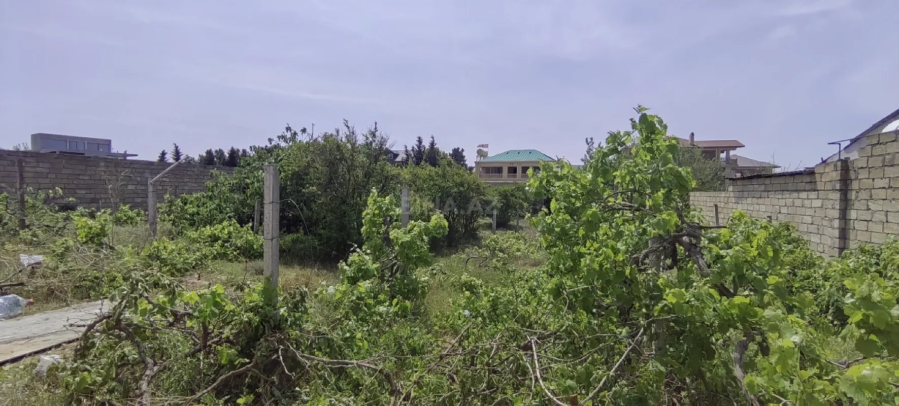 Satılır torpaq sahəsi 12 m²