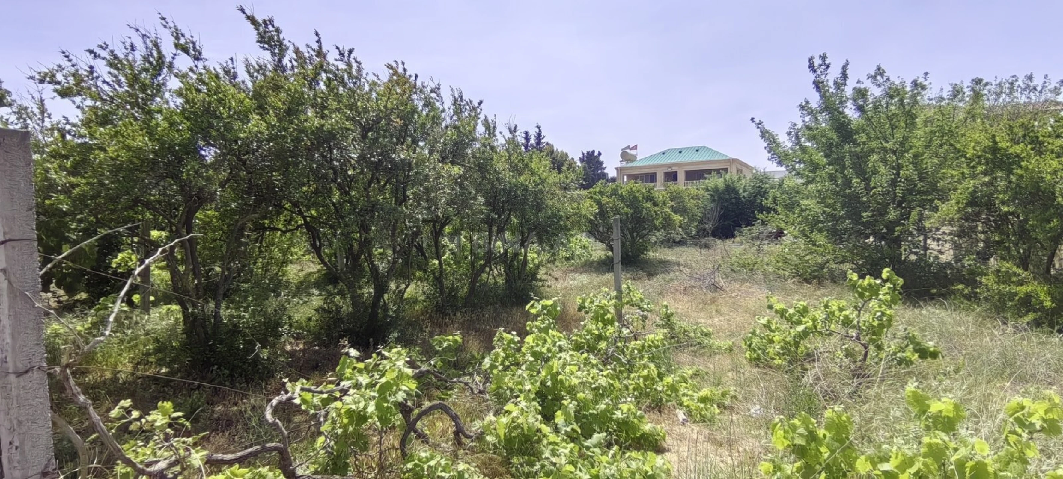 Satılır torpaq sahəsi 12 m²