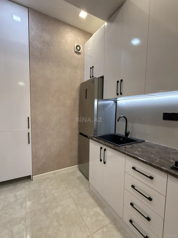 Kirayə verilir 2 otaqlı mənzil 65 m²