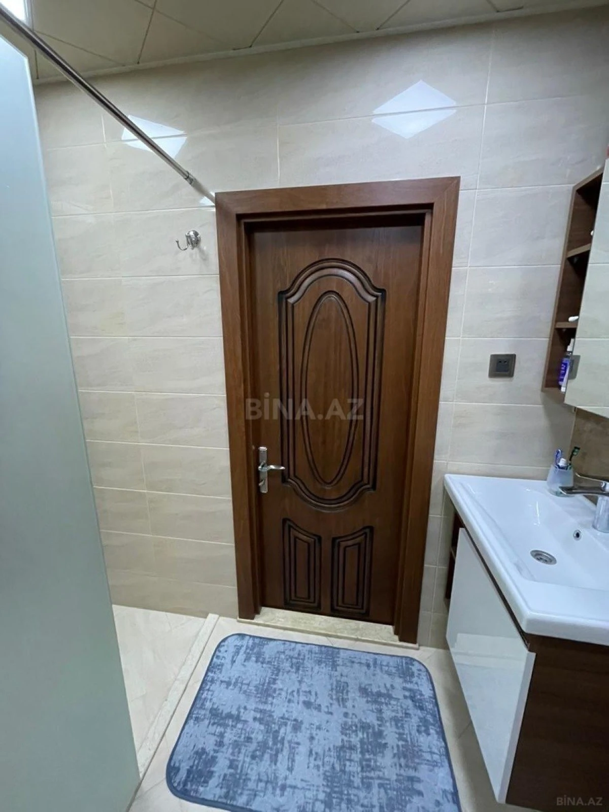 Satılır 2 otaqlı mənzil 65 m²