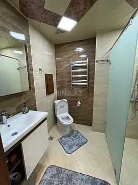 Satılır 2 otaqlı mənzil 65 m²