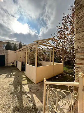 Satılır 6 otaqlı həyət evi 400 m²