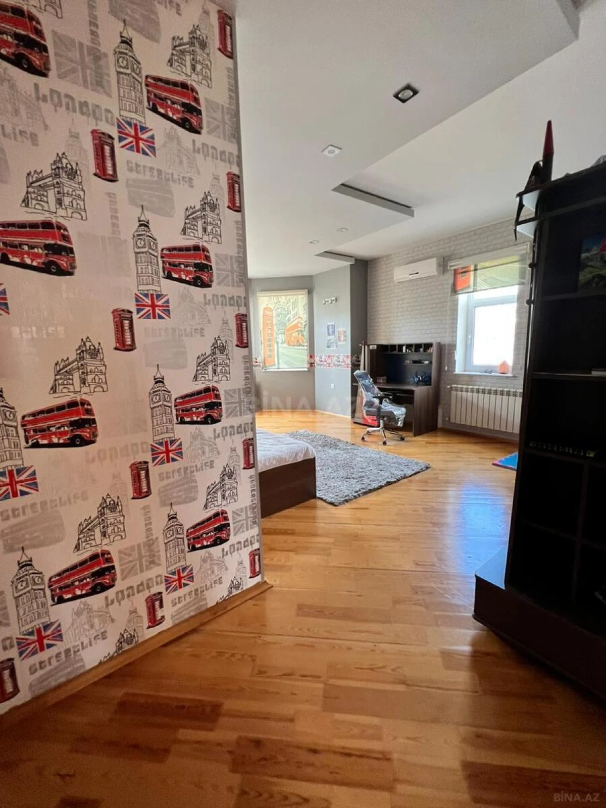 Satılır 6 otaqlı həyət evi 400 m²