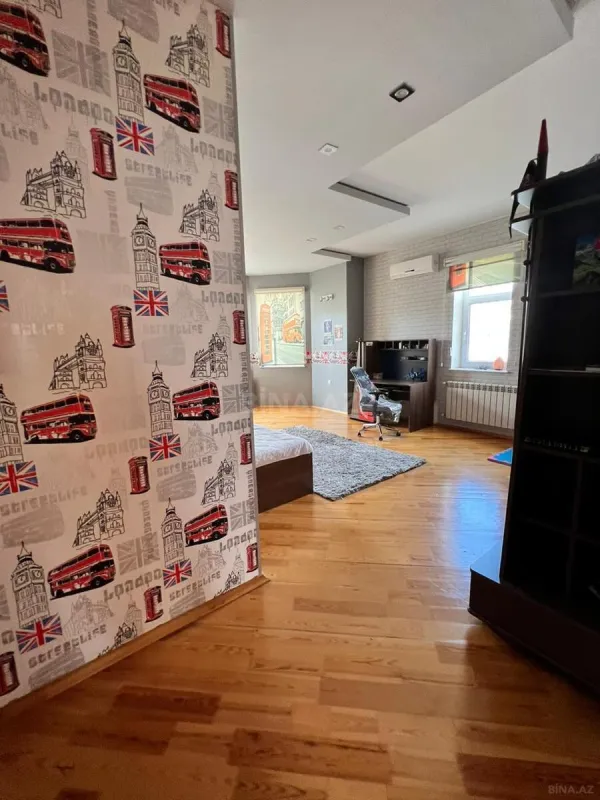 Satılır 6 otaqlı həyət evi 400 m²