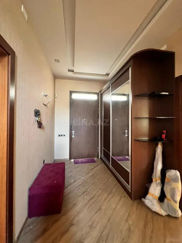 Satılır 6 otaqlı həyət evi 400 m²