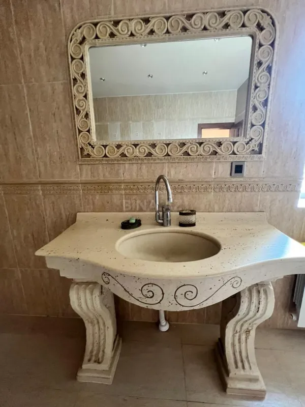 Satılır 6 otaqlı həyət evi 400 m²