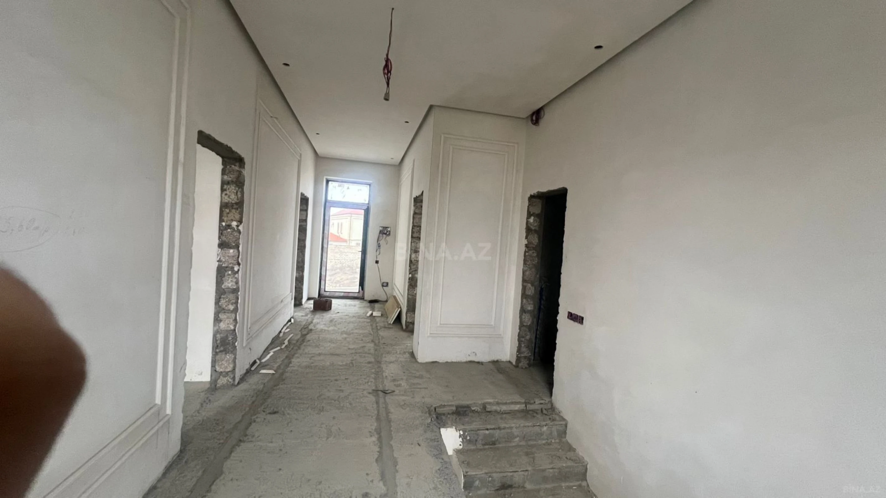 Satılır 6 otaqlı həyət evi 366 m²