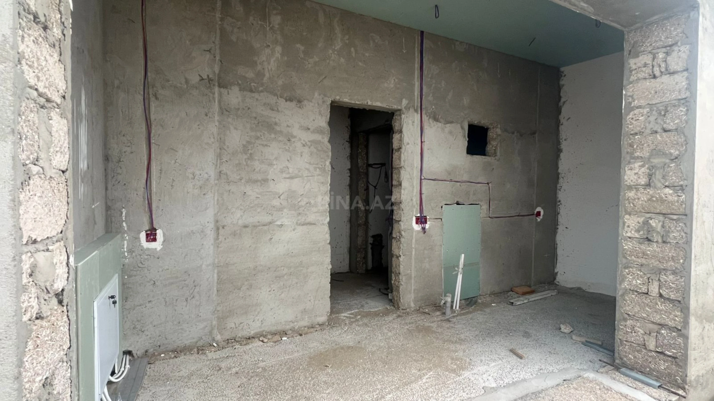 Satılır 6 otaqlı həyət evi 366 m²