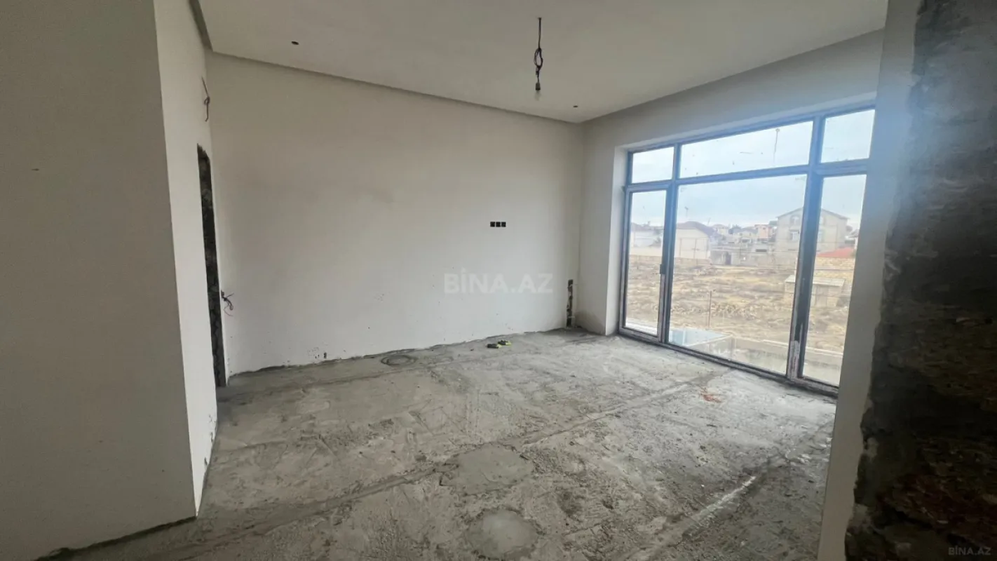 Satılır 6 otaqlı həyət evi 366 m²