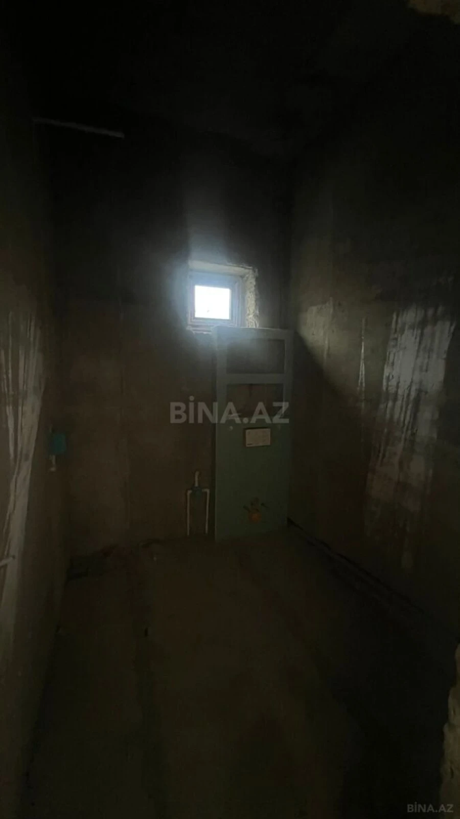 Satılır 6 otaqlı həyət evi 366 m²