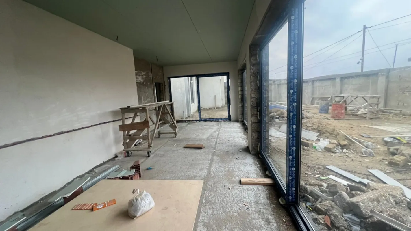 Satılır 6 otaqlı həyət evi 366 m²