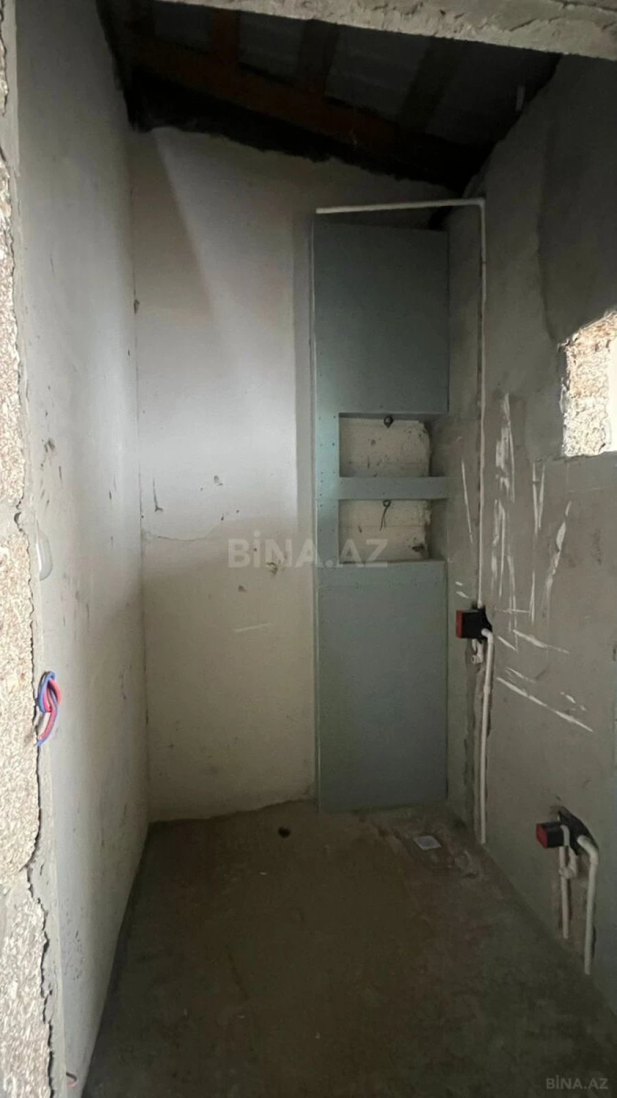Satılır 6 otaqlı həyət evi 366 m²