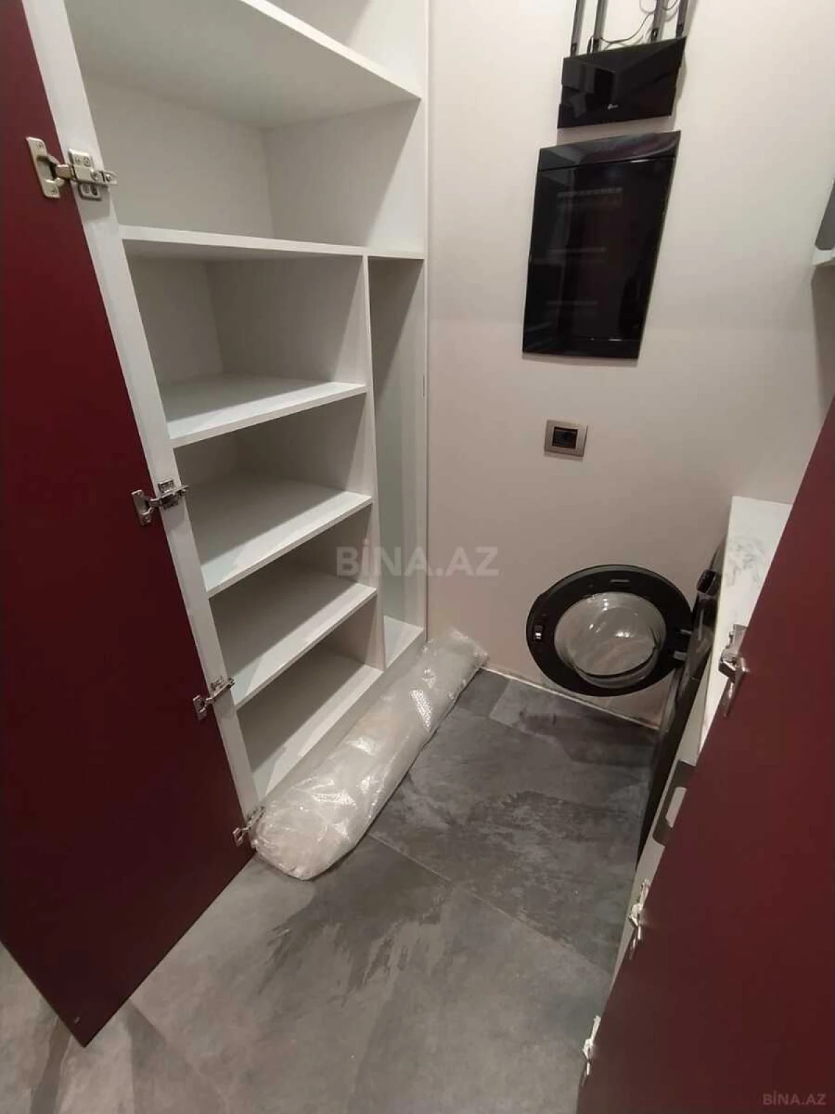 Kirayə verilir 3 otaqlı mənzil 130 m²