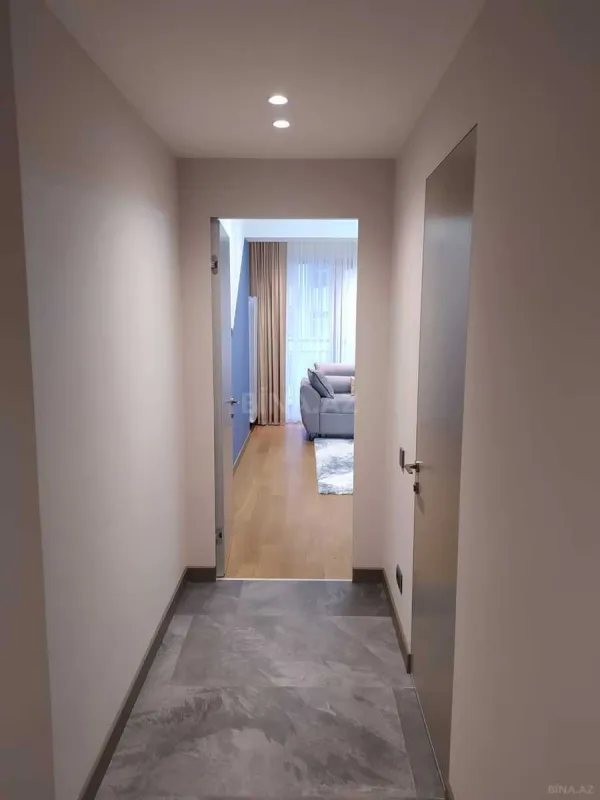 Kirayə verilir 3 otaqlı mənzil 130 m²