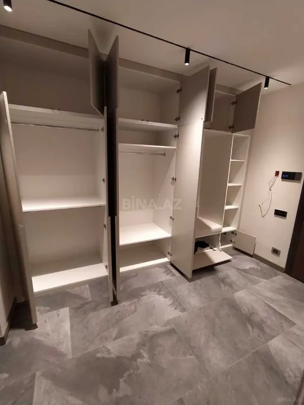 Kirayə verilir 3 otaqlı mənzil 130 m²