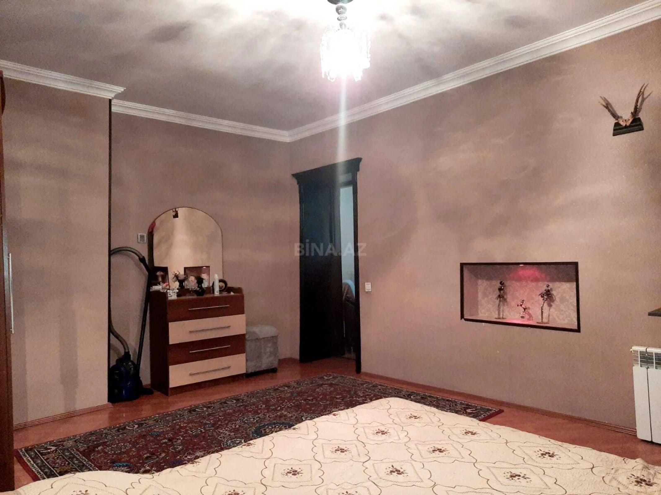 Satılır 4 otaqlı həyət evi 220 m²