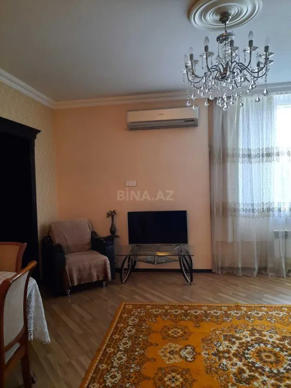 Satılır 4 otaqlı həyət evi 220 m²