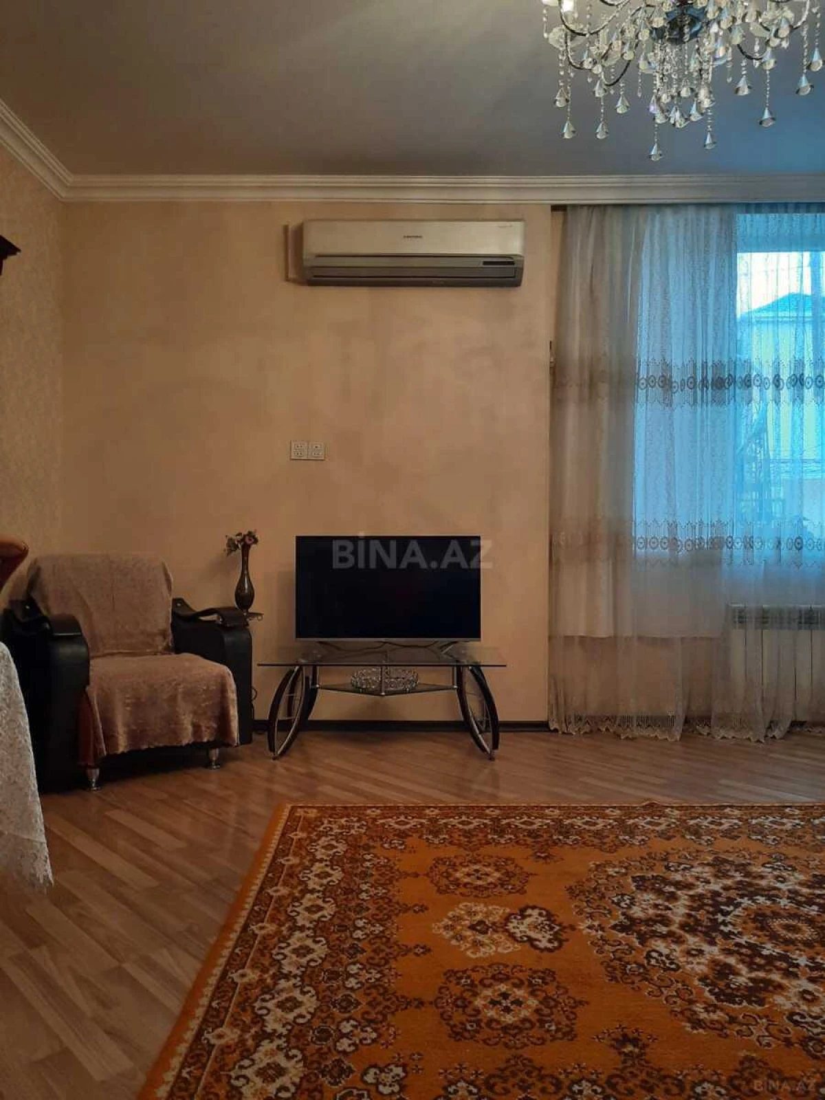 Satılır 4 otaqlı həyət evi 220 m²