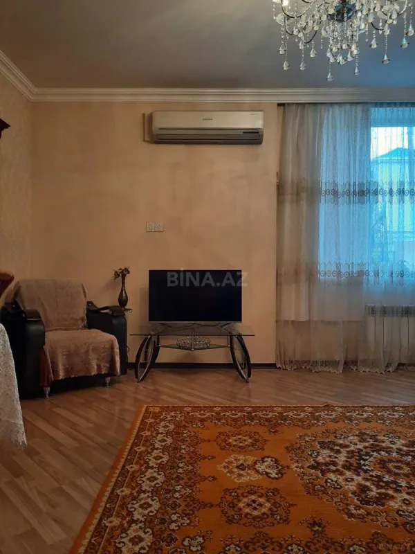 Satılır 4 otaqlı həyət evi 220 m²