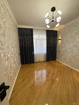 Satılır 2 otaqlı mənzil 65 m²