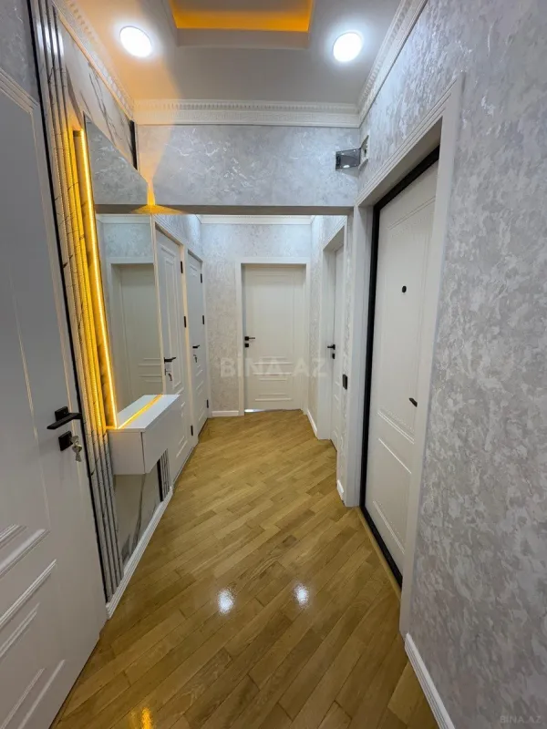 Satılır 2 otaqlı mənzil 65 m²