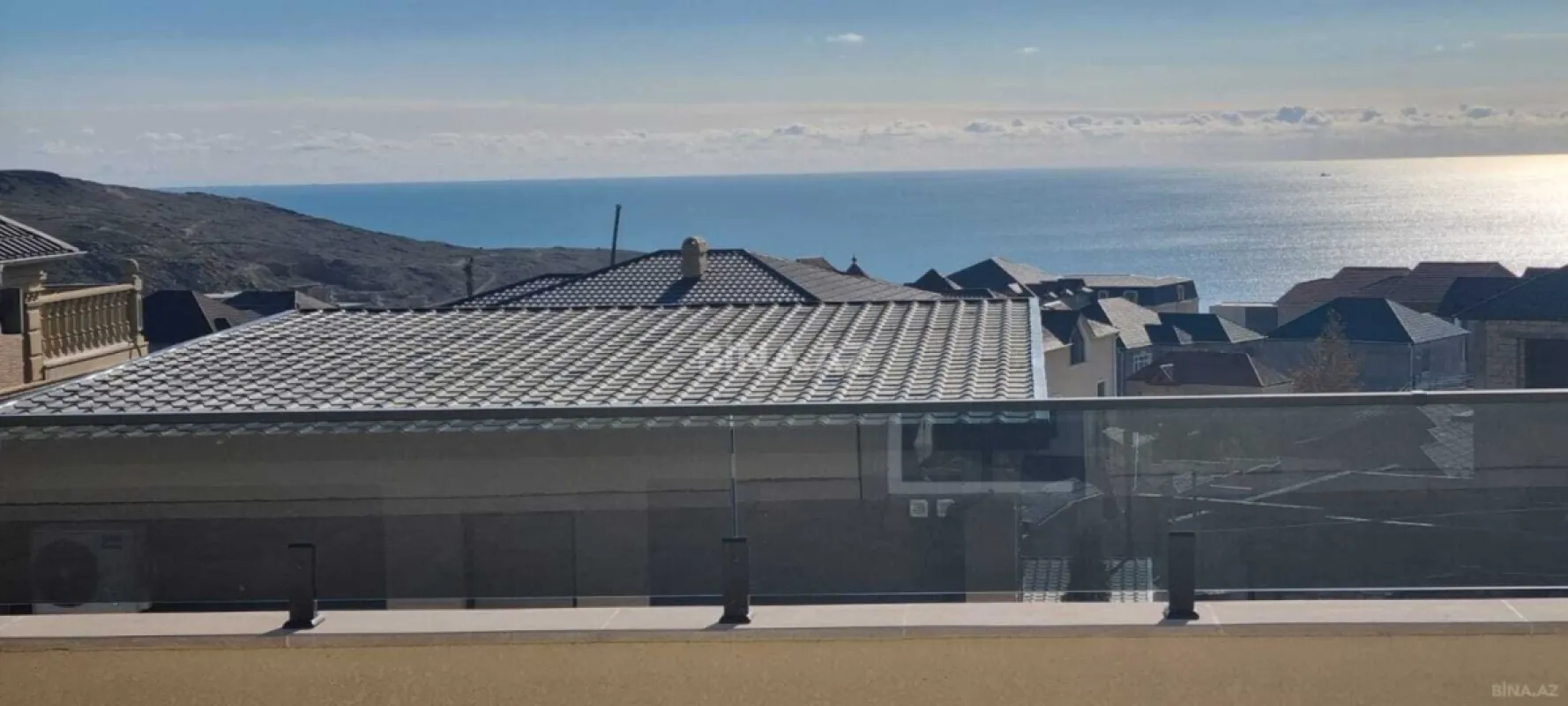 Satılır 7 otaqlı həyət evi 440 m²