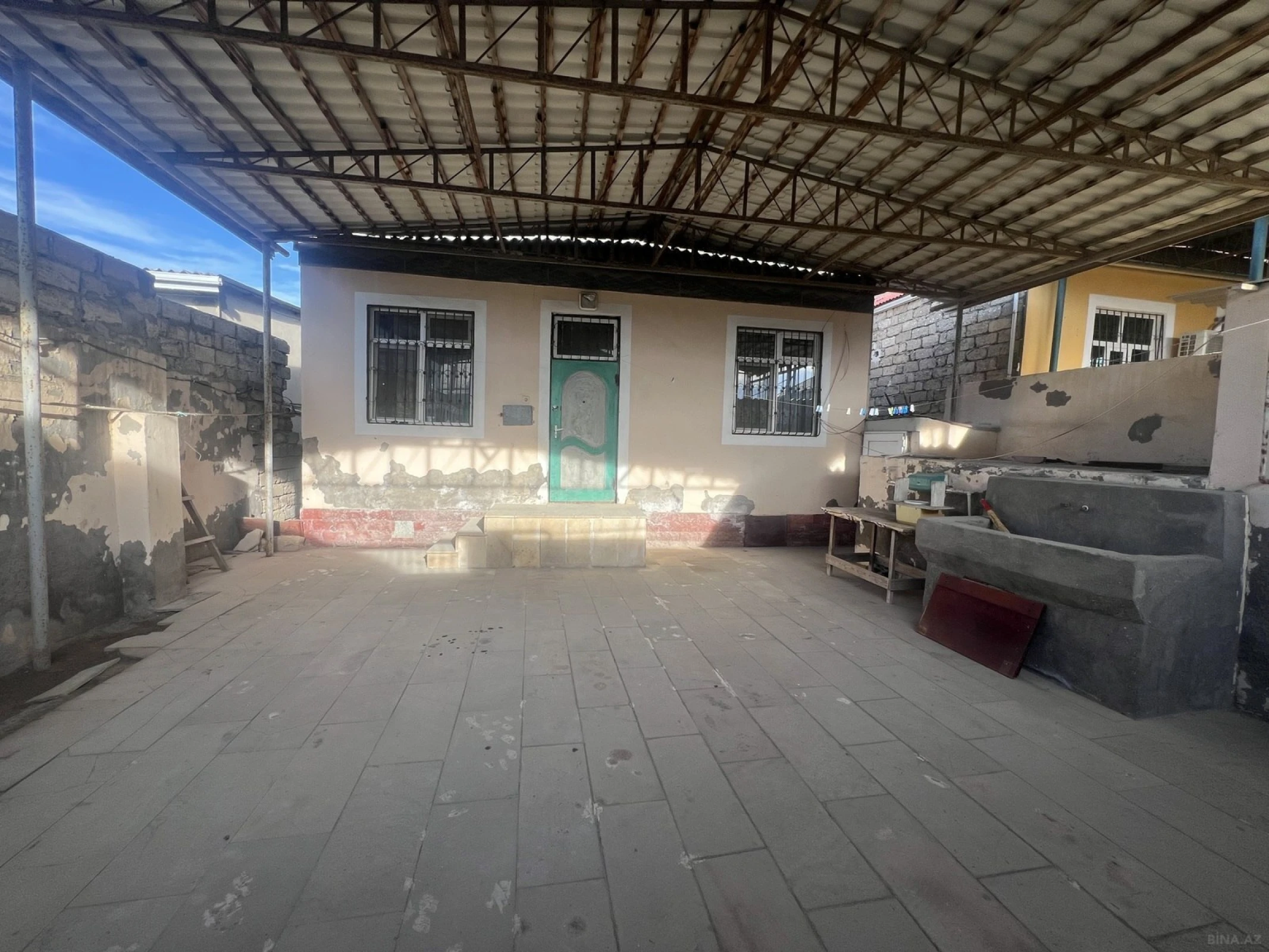 Satılır 3 otaqlı həyət evi 100 m²