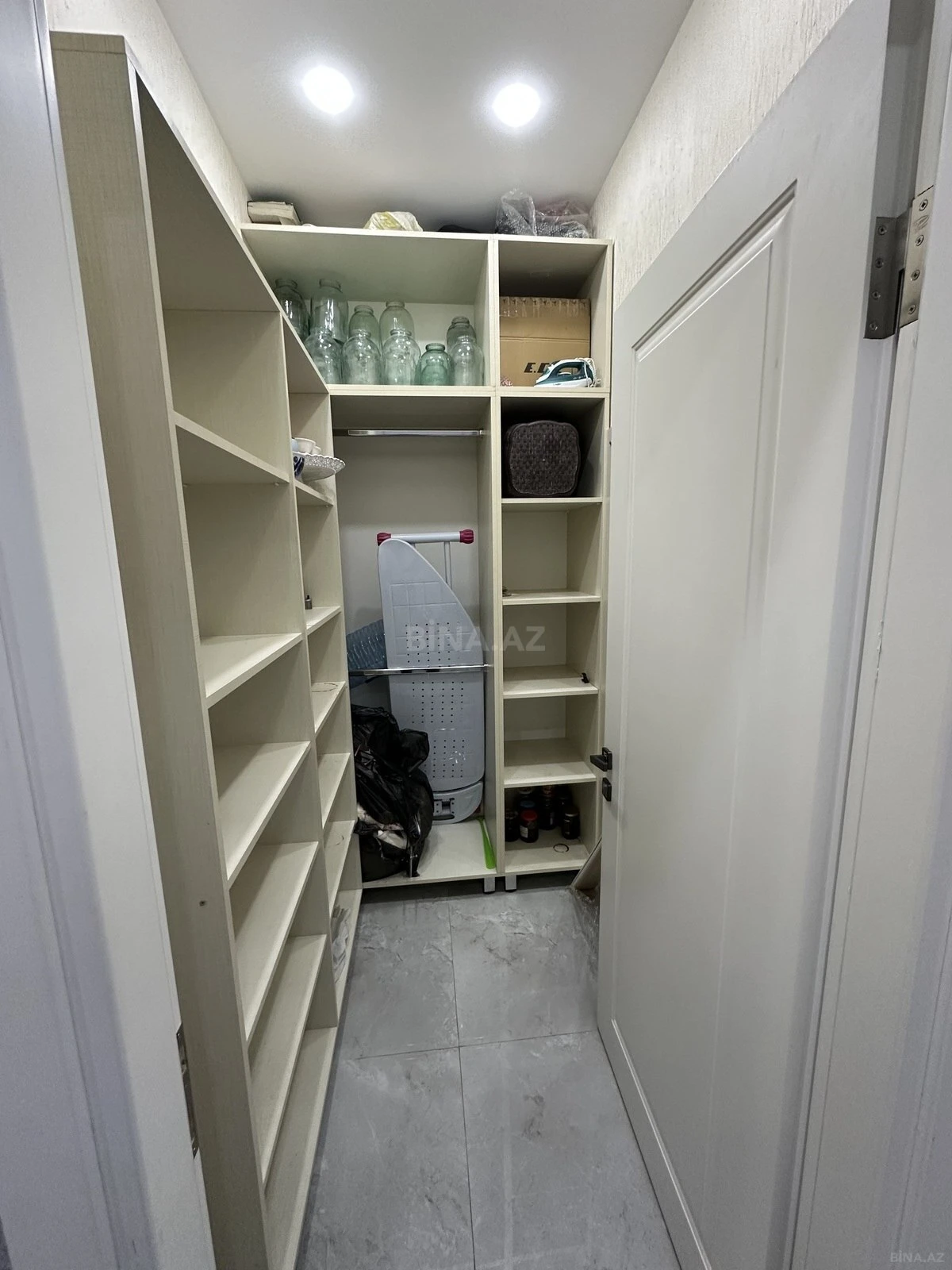 Kirayə verilir 3 otaqlı mənzil 116 m²