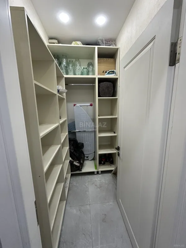 Kirayə verilir 3 otaqlı mənzil 116 m²