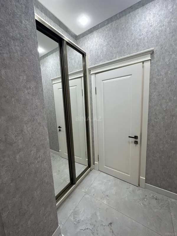 Kirayə verilir 3 otaqlı mənzil 116 m²