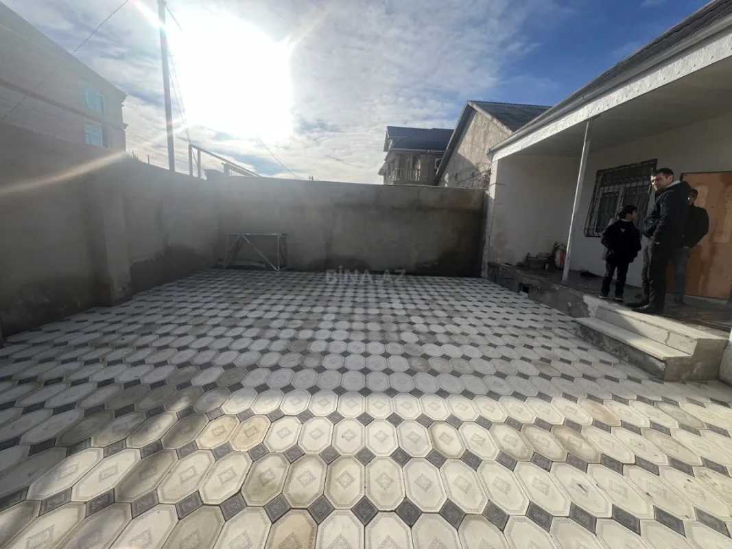 Satılır 4 otaqlı həyət evi 100 m²