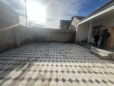 Satılır 4 otaqlı həyət evi 100 m²