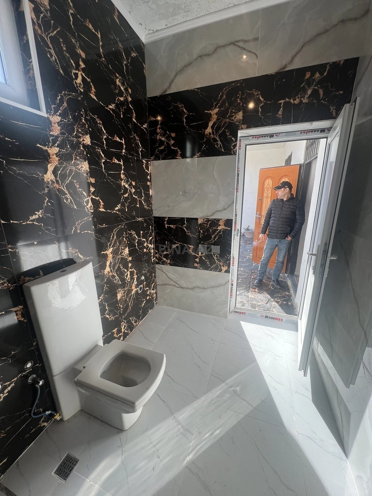 Satılır 4 otaqlı həyət evi 100 m²