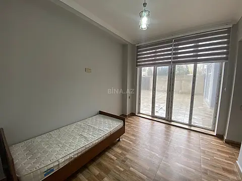 Satılır 8 otaqlı həyət evi 300 m²