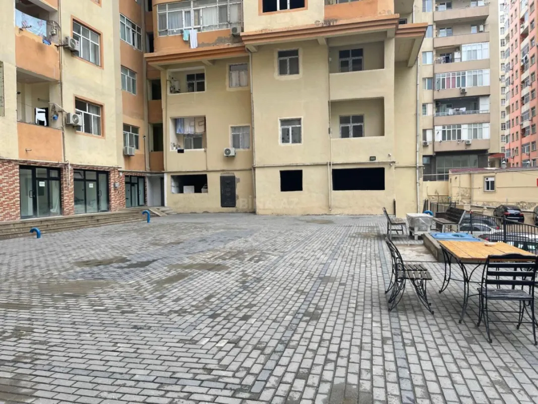 Satılır 2 otaqlı mənzil 56 m²