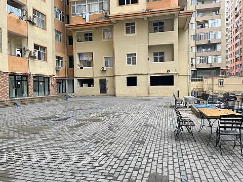 Satılır 2 otaqlı mənzil 56 m²