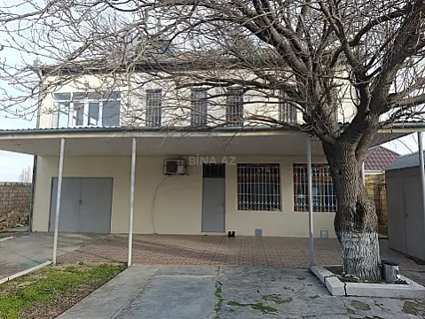 Satılır 5 otaqlı həyət evi 200 m²