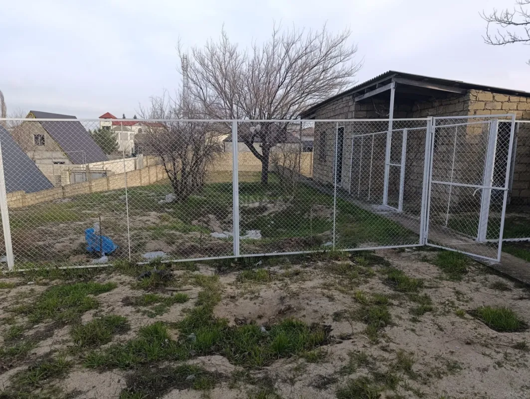 Satılır 5 otaqlı həyət evi 200 m²