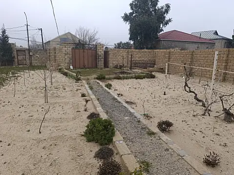Satılır 5 otaqlı həyət evi 150 m²