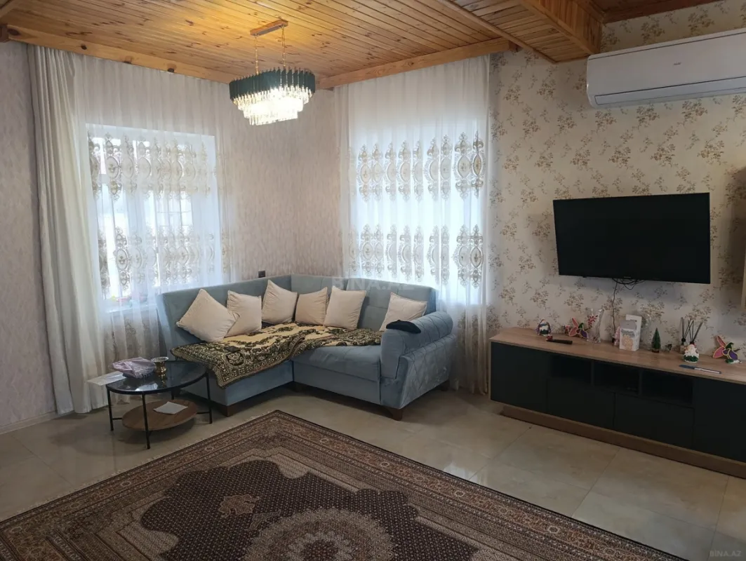 Satılır 5 otaqlı həyət evi 150 m²