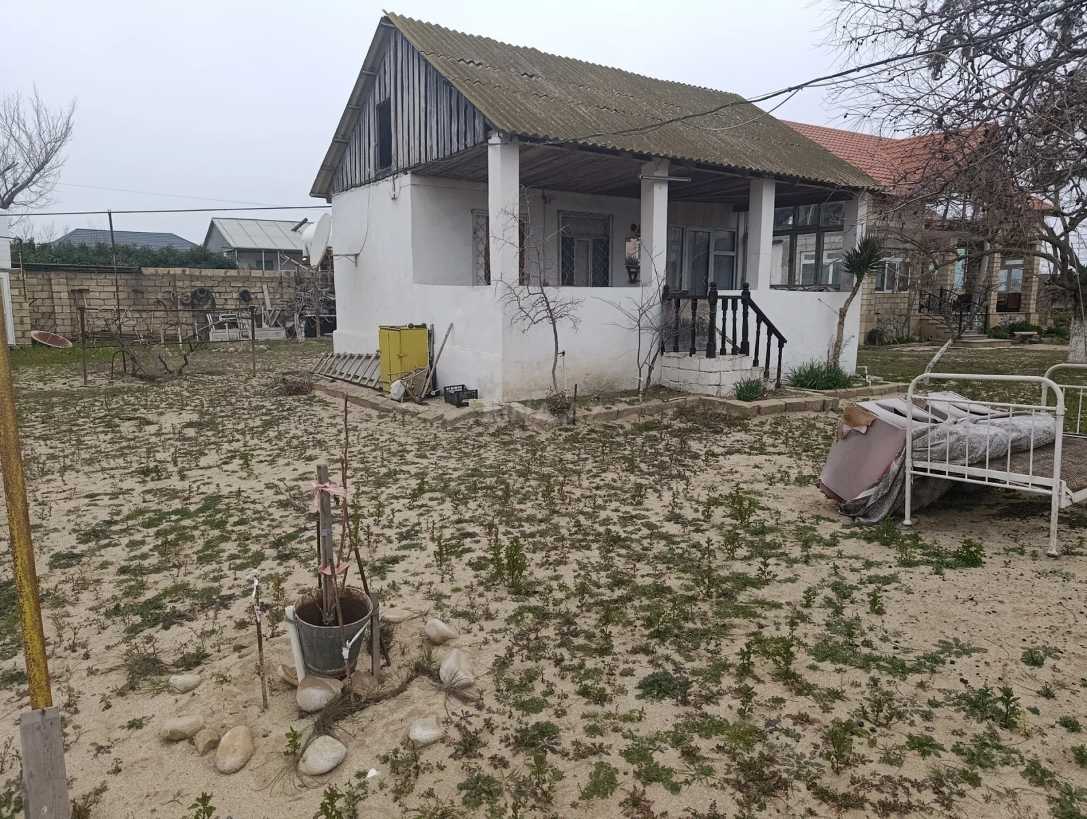 Satılır 5 otaqlı həyət evi 150 m²