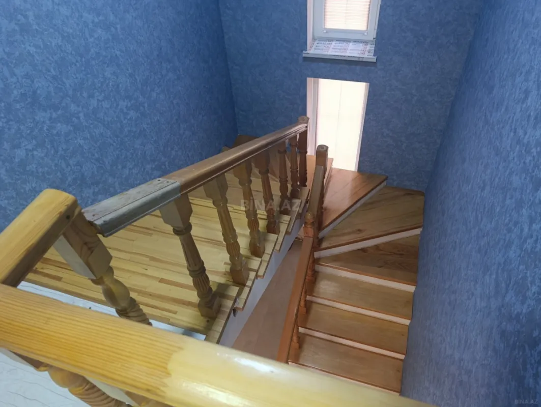 Satılır 5 otaqlı həyət evi 150 m²