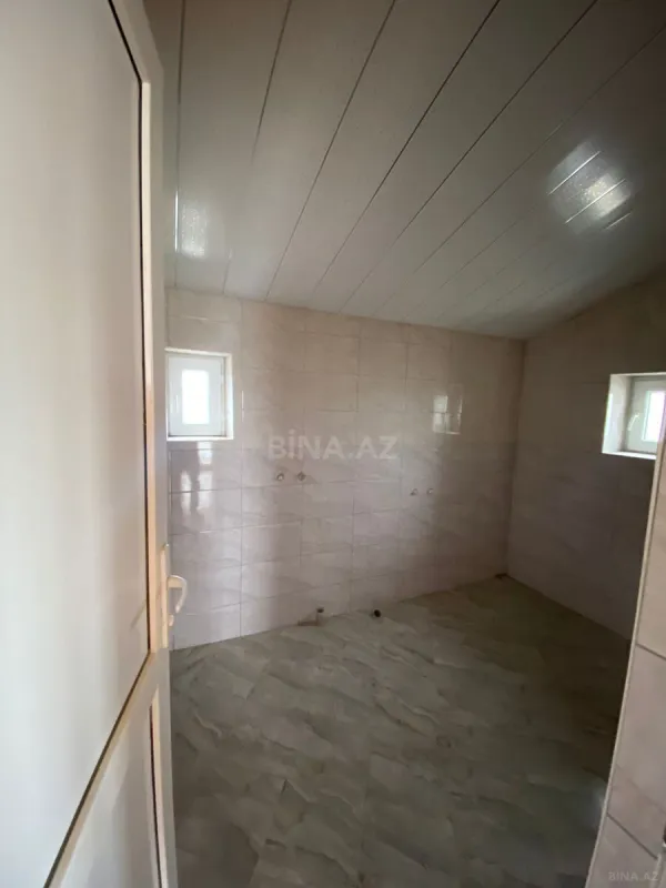 Satılır 11 otaqlı həyət evi 369 m²