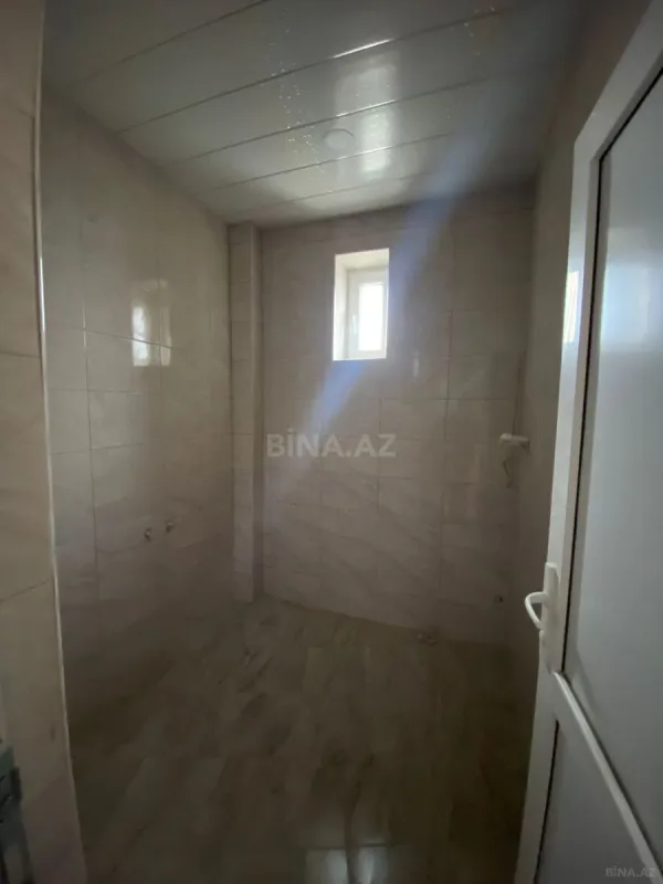 Satılır 11 otaqlı həyət evi 369 m²