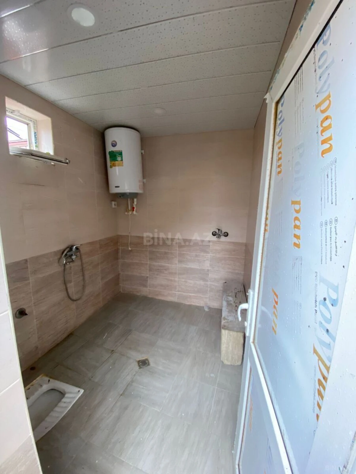 Satılır 11 otaqlı həyət evi 369 m²