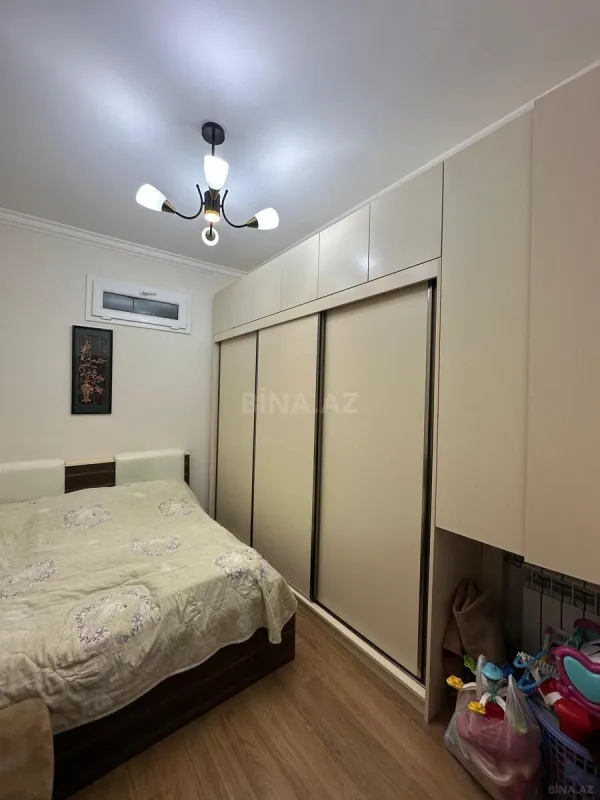 Satılır 2 otaqlı mənzil 56 m²
