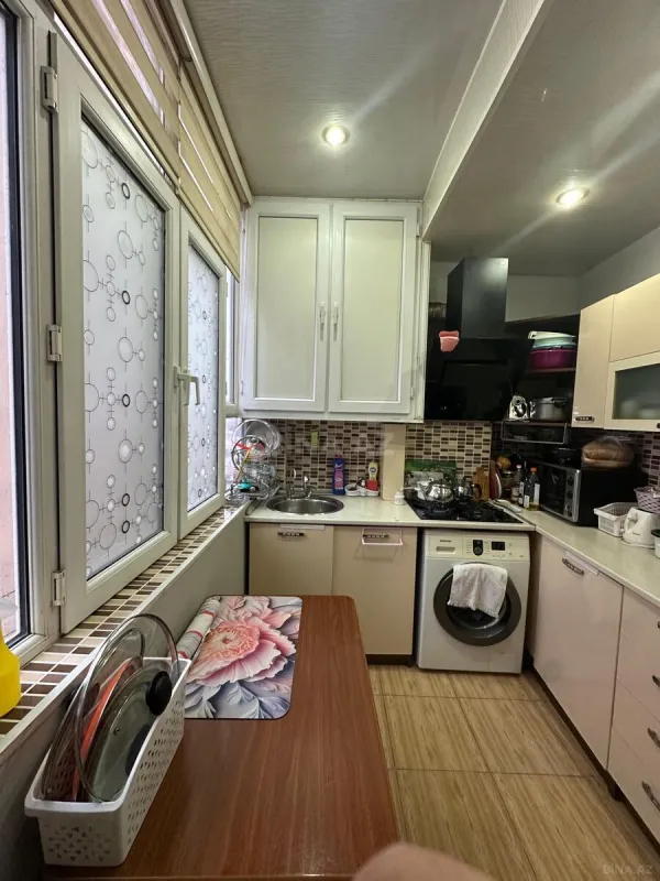 Satılır 2 otaqlı mənzil 56 m²